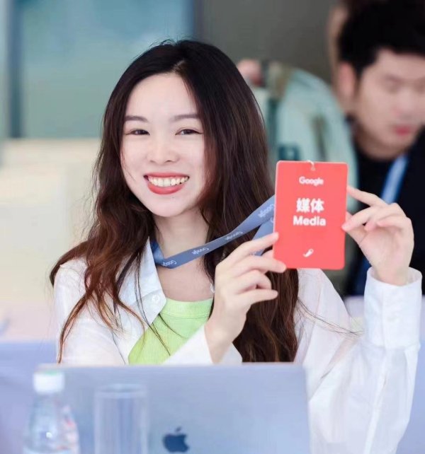 辉煌国际 AI周报 | OpenAI超460亿押注AI硬件；“全球最强编程模型”Claude 4发布